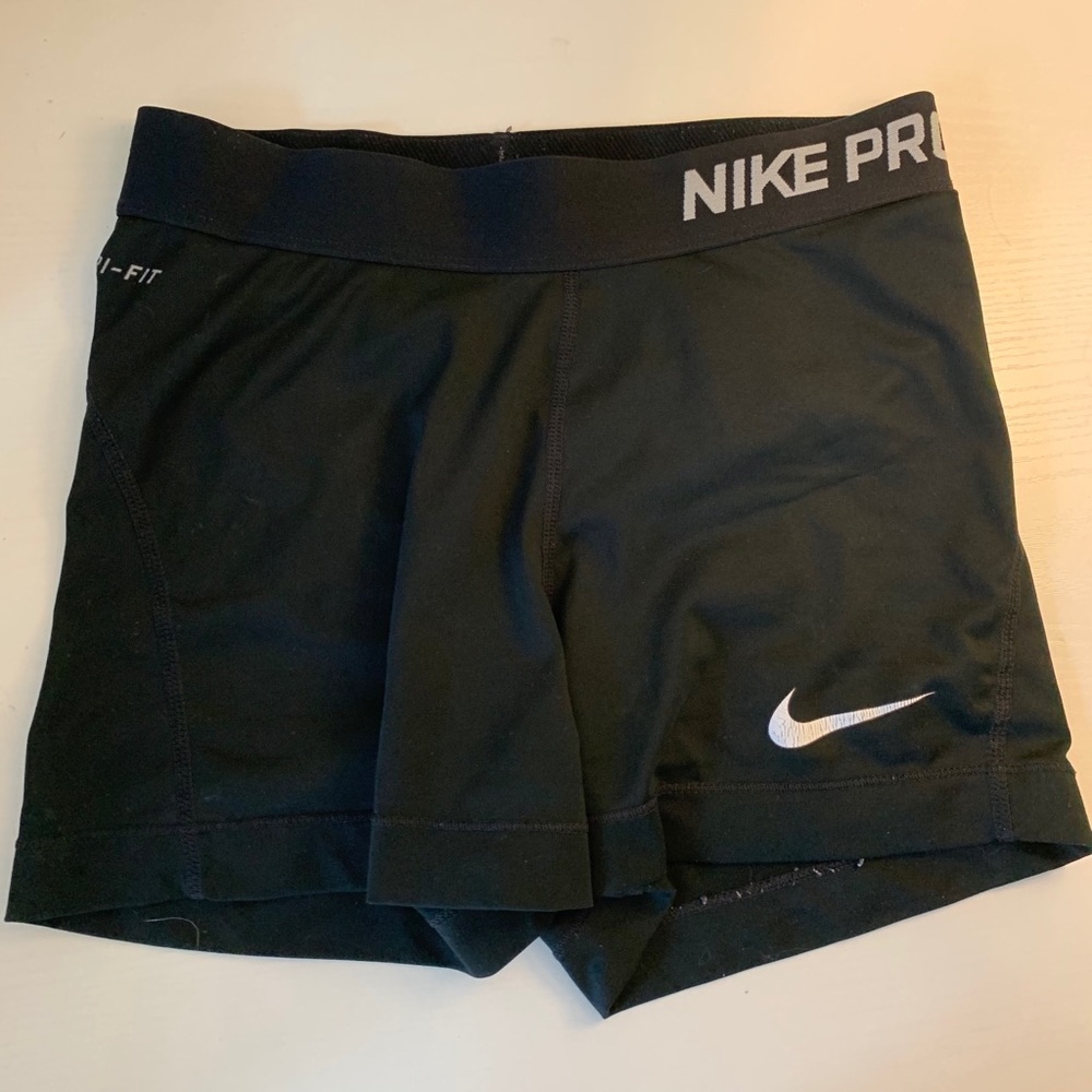 NIKE pro spandex shorts